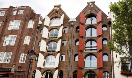 2542d189-2a7b-49b6-9f81-637333709344.png 2542d189-2a7b-49b6-9f81-637333709344.png